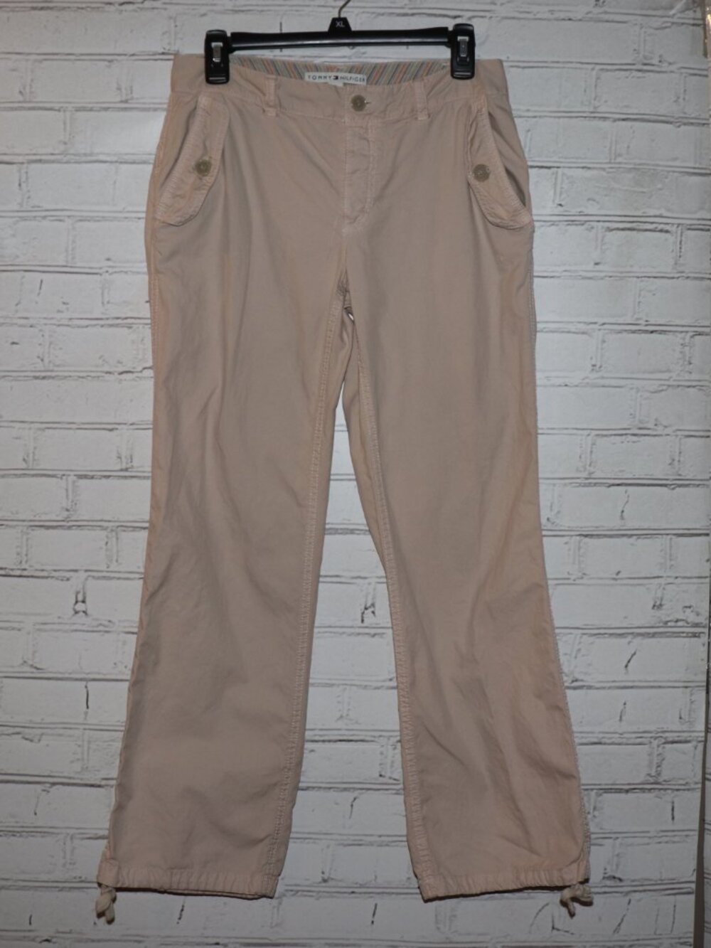 🌿 Tommy Hilfiger Cargo‑Style Pants · Size 4 · Khaki